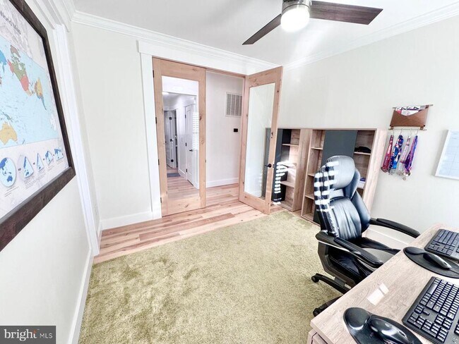 Building Photo - 15 River Oak Dr