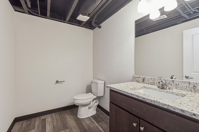 Building Photo - 58 Olympus Dr