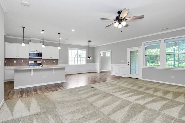 Building Photo - Residential Home located in premier 55+ Gated Community