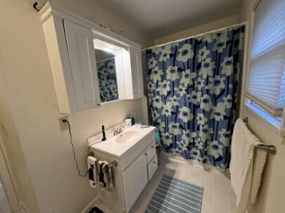 Building Photo - 122 Cecil St SE