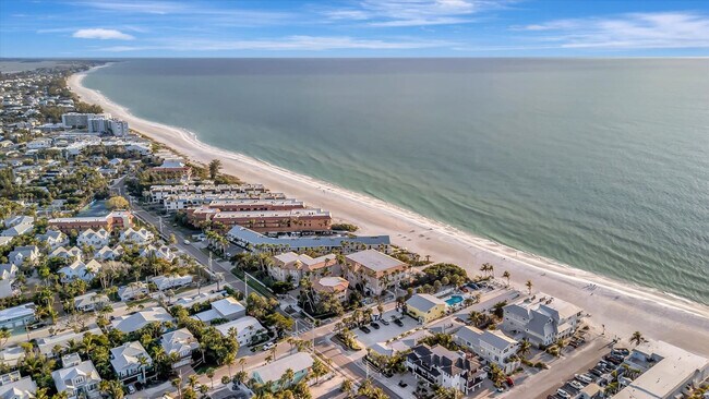 Building Photo - 6406 Gulf Dr