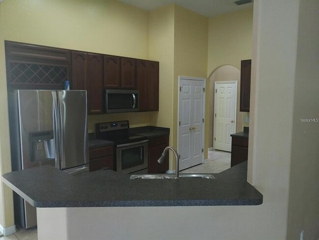 Building Photo - 5804 Justicia Loop