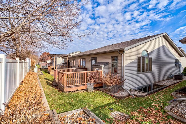 Building Photo - 3309 Polaris Dr