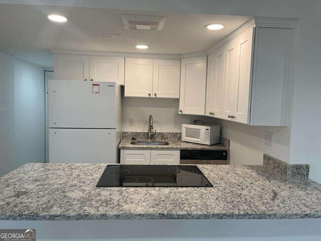 Building Photo - 3246 Mar Lanta Dr