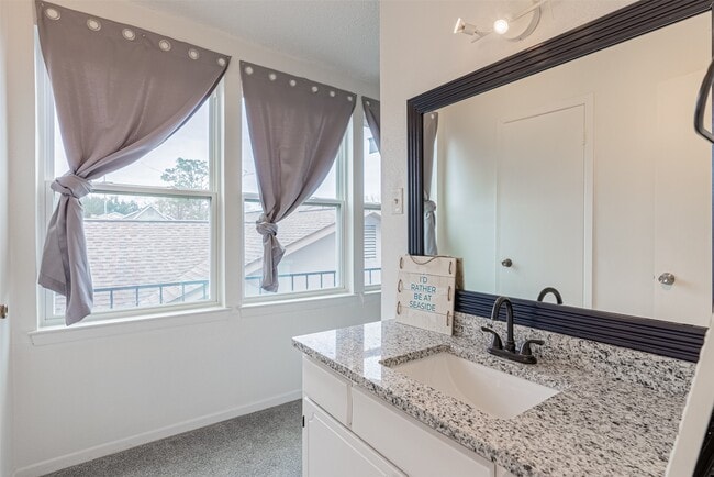 Building Photo - 12123 Monticeto Ln