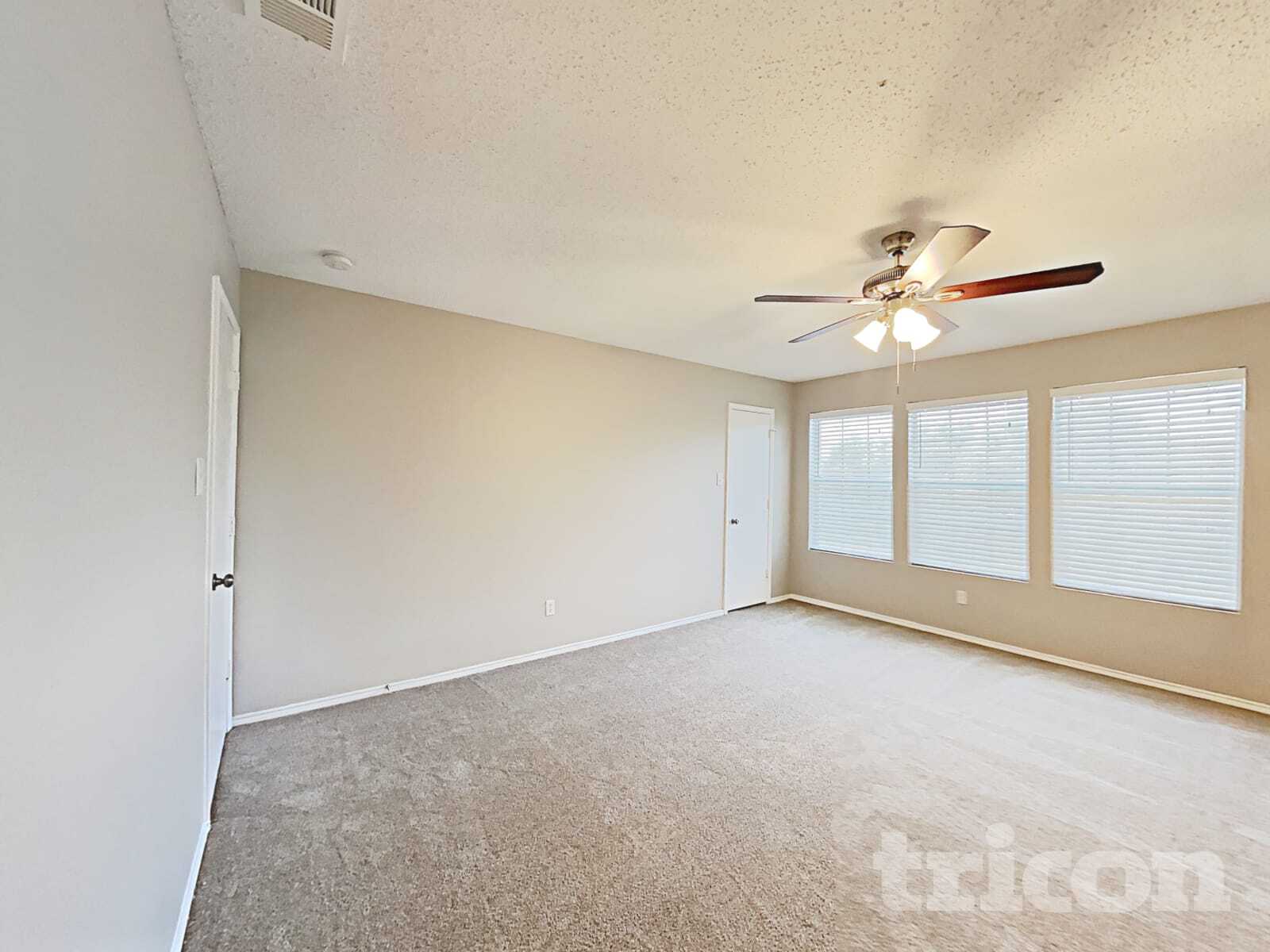 Building Photo - 7422 Amber Dr