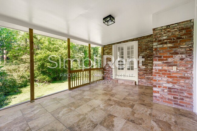 Building Photo - Charming 4 Bd / 2 Bath in College Park!