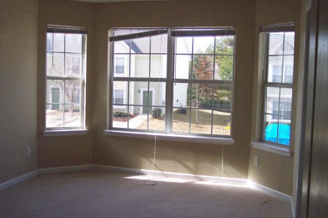 Building Photo - 3021 Fields Dr