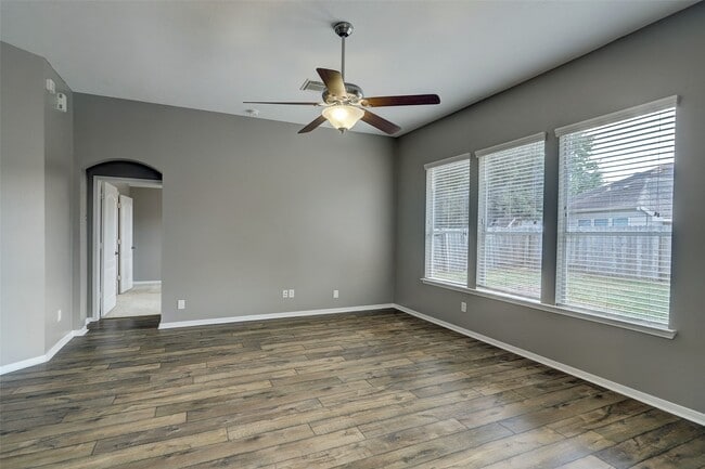 Building Photo - 13834 Rolling River Ln