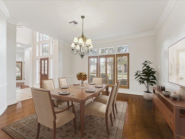 Building Photo - 11404 Island Manor St