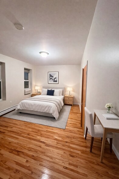 Building Photo - 2408 Beverley Rd