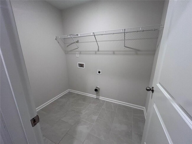 Building Photo - 310 E River Cane Run