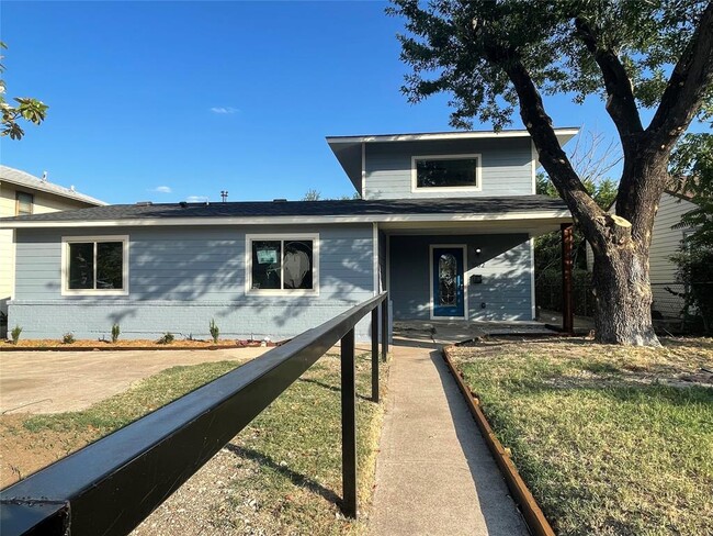 Building Photo - 1032 Hoke Smith Dr