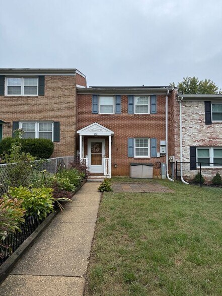 Building Photo - 308 Serenity Ct
