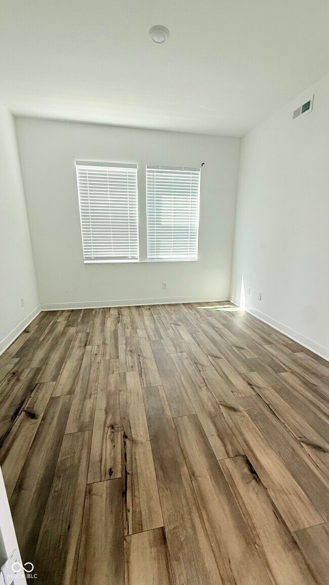 Building Photo - 1205 Beverly Pl