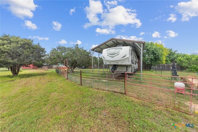 Building Photo - 770 Co Rd 3371