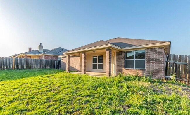 Building Photo - Beautiful / Spacious / 3 Bed Home in Killeen