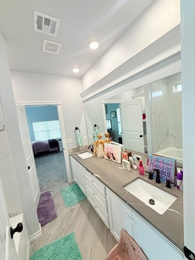 Building Photo - 2276 County Rd 1333