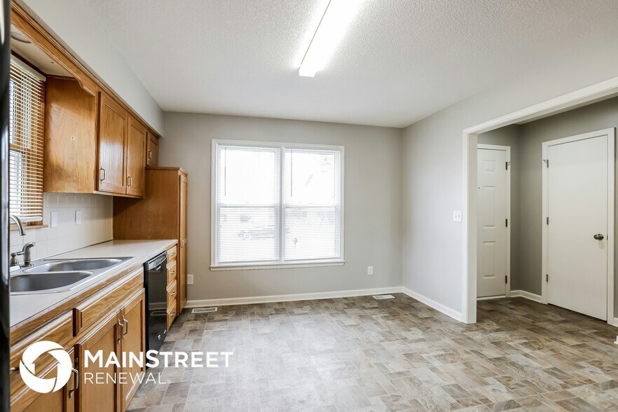 Building Photo - 517 Kenneth Ln