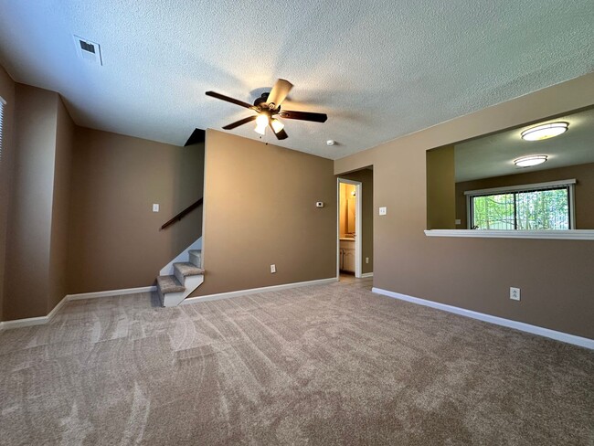 Building Photo - Exclusively Offered by Muse Realty Rentals...
