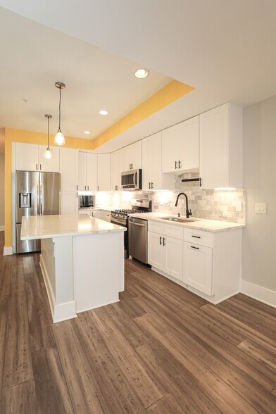 Primary Photo - 1225 Raum St NE