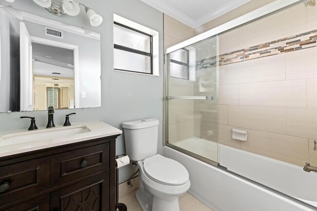 Building Photo - 3757 Cocoplum Cir