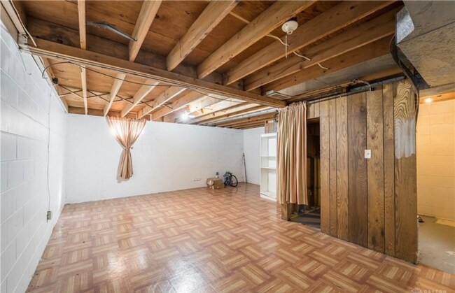 Building Photo - 1408 Long Island Ct