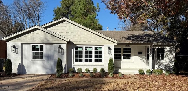 Building Photo - 1123 W Brooks St