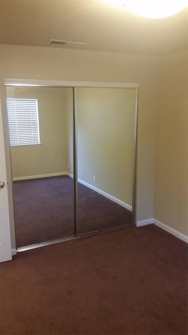 Building Photo - 1114 Nord Ave