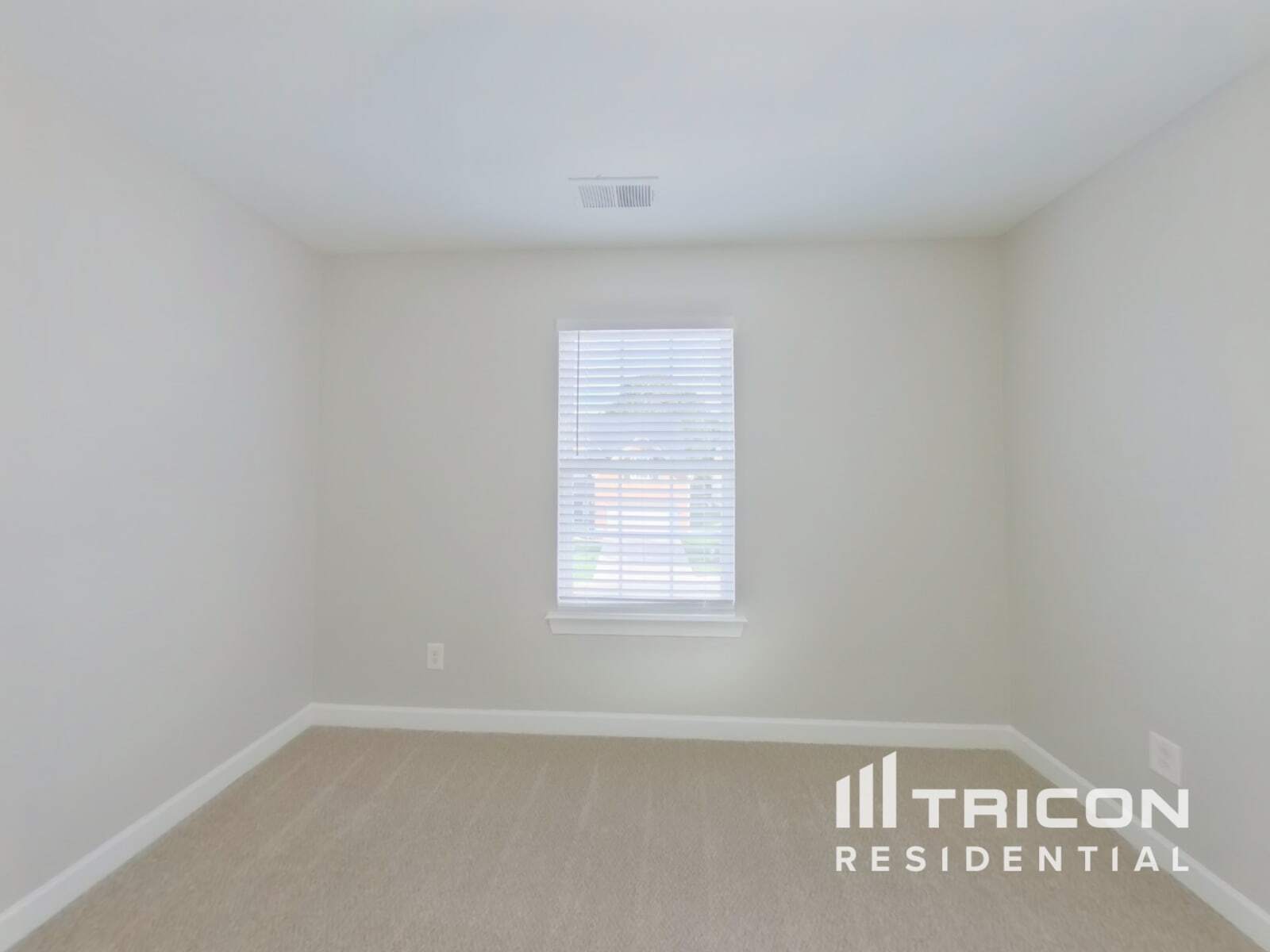 Building Photo - 2625 Sierra Chase Dr