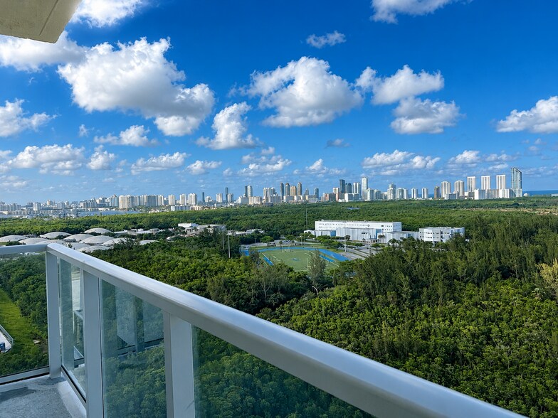 View to Aventura & Sunny Isles - 14951 Royal Oaks Ln