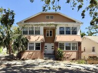 Building Photo - 725 14th Ave S