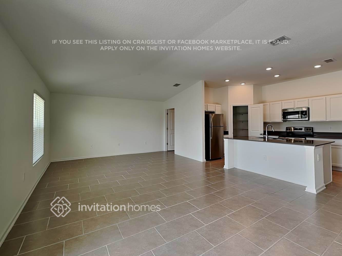 Building Photo - 3007 Blue Bonnet Ln