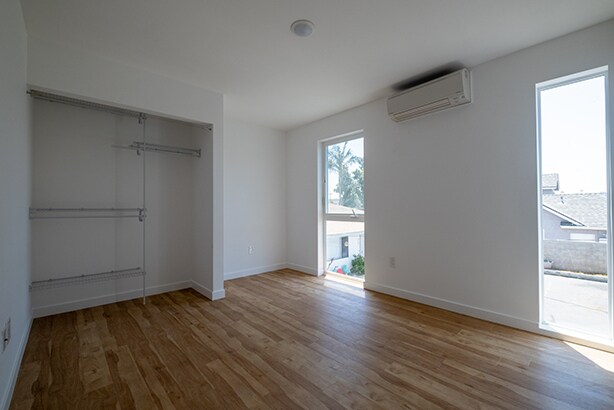 Building Photo - 6757 Saranac St