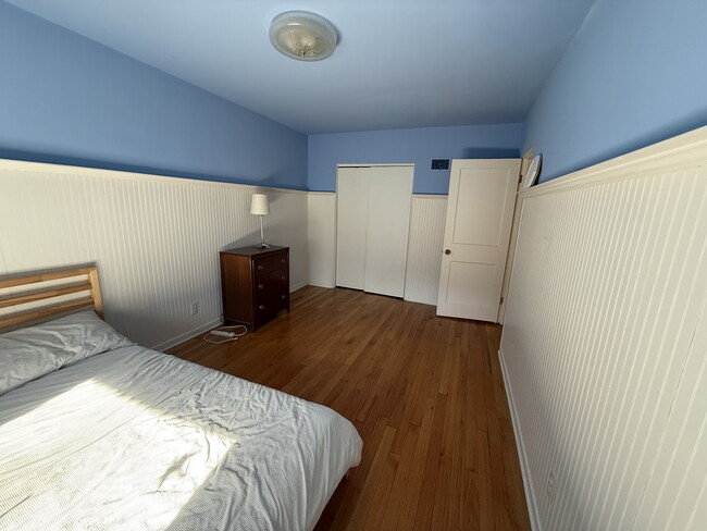 Building Photo - 5 Skyline Dr