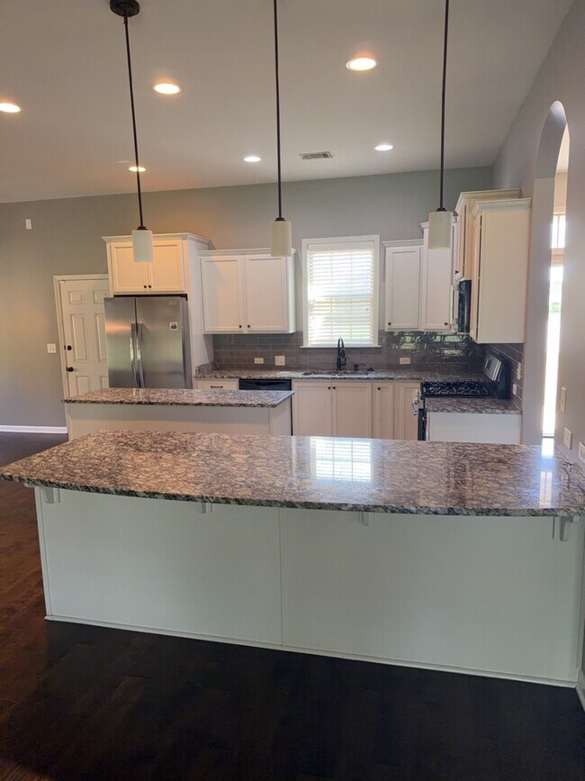 Building Photo - 8836 Andress Ct