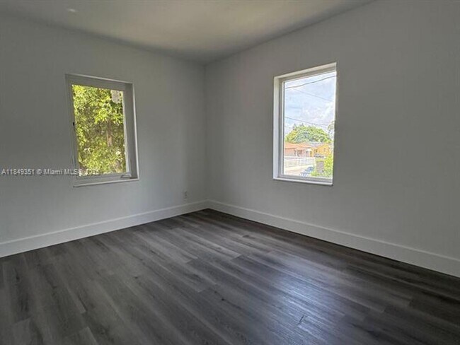 Building Photo - 3368 NW 51st Terrace