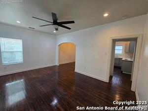 Building Photo - 809 Elmwood Dr