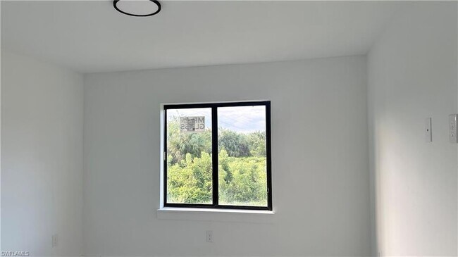 Building Photo - 4105 East 15th Street