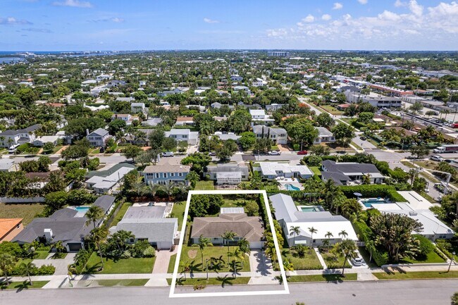 Building Photo - 360 Palmetto St