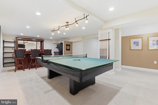 Building Photo - 18136 Hayloft Dr