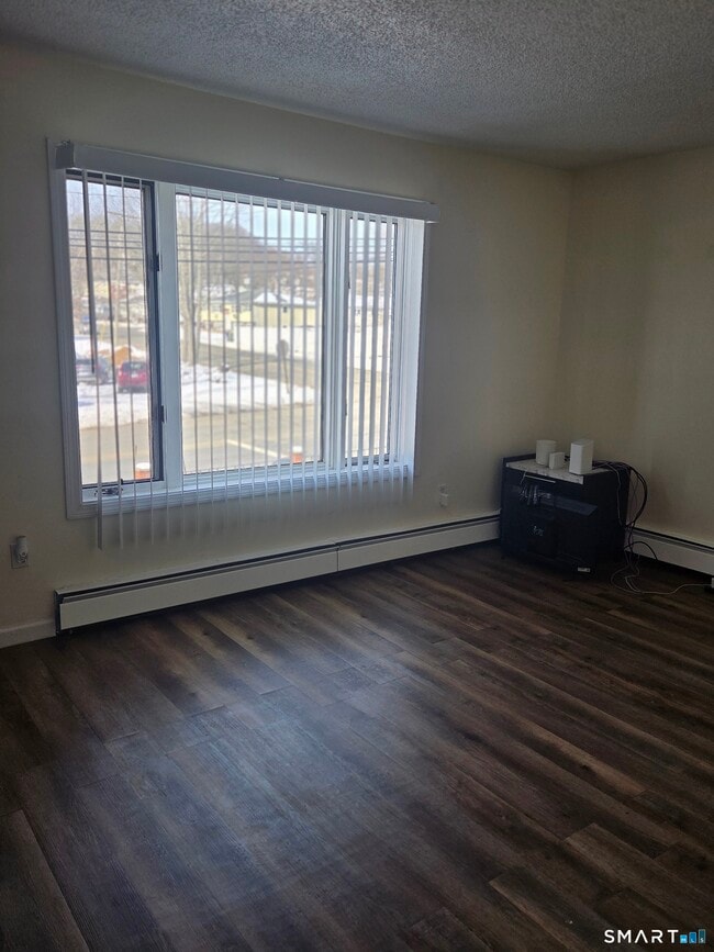 Building Photo - 1101 Highland Ave
