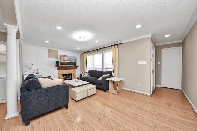 Building Photo - 781 Country Pl Dr