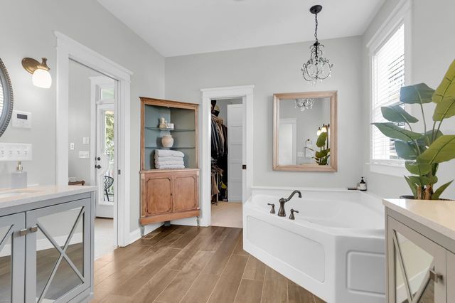 Building Photo - 1117 Sabrina Cir