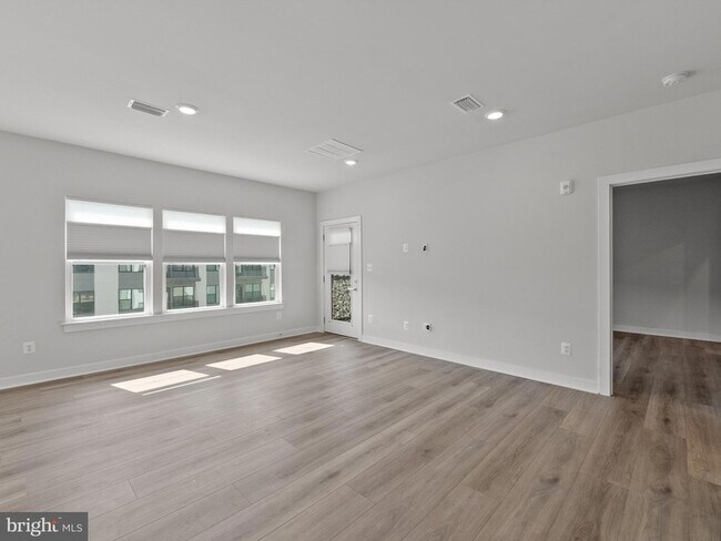 Building Photo - 12865 Mosaic Pk Wy
