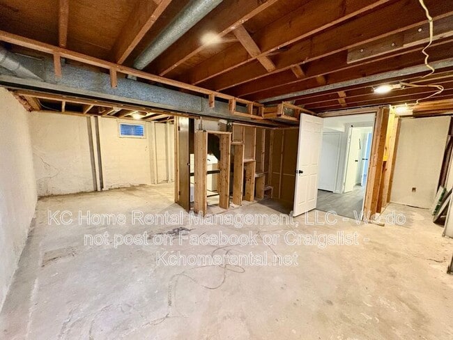 Building Photo - 9001 Jarboe St