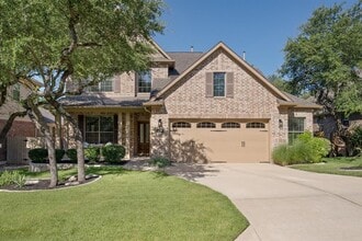 Building Photo - 8620 Alophia Dr