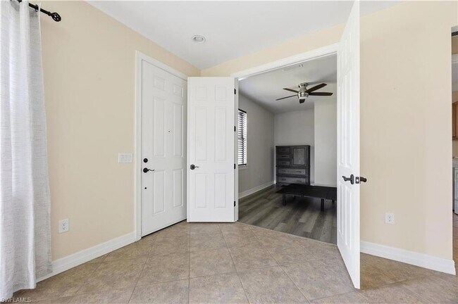 Building Photo - 8010 Helena Ct