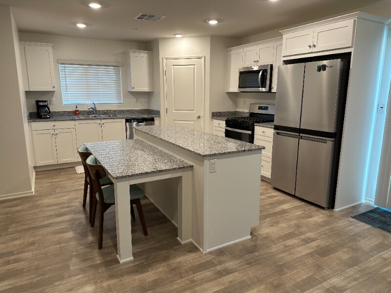 Building Photo - 30622 Dart Ct