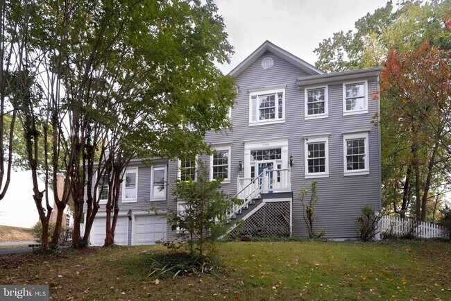 Building Photo - 3244 Titanic Dr